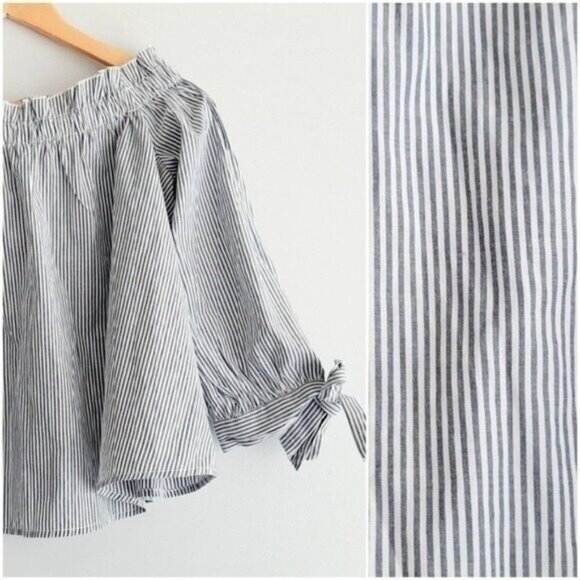 AMERICAN EAGLE Off Shoulder Smocked Blouse Pin Striped Top Sz M - Picture 2 of 14